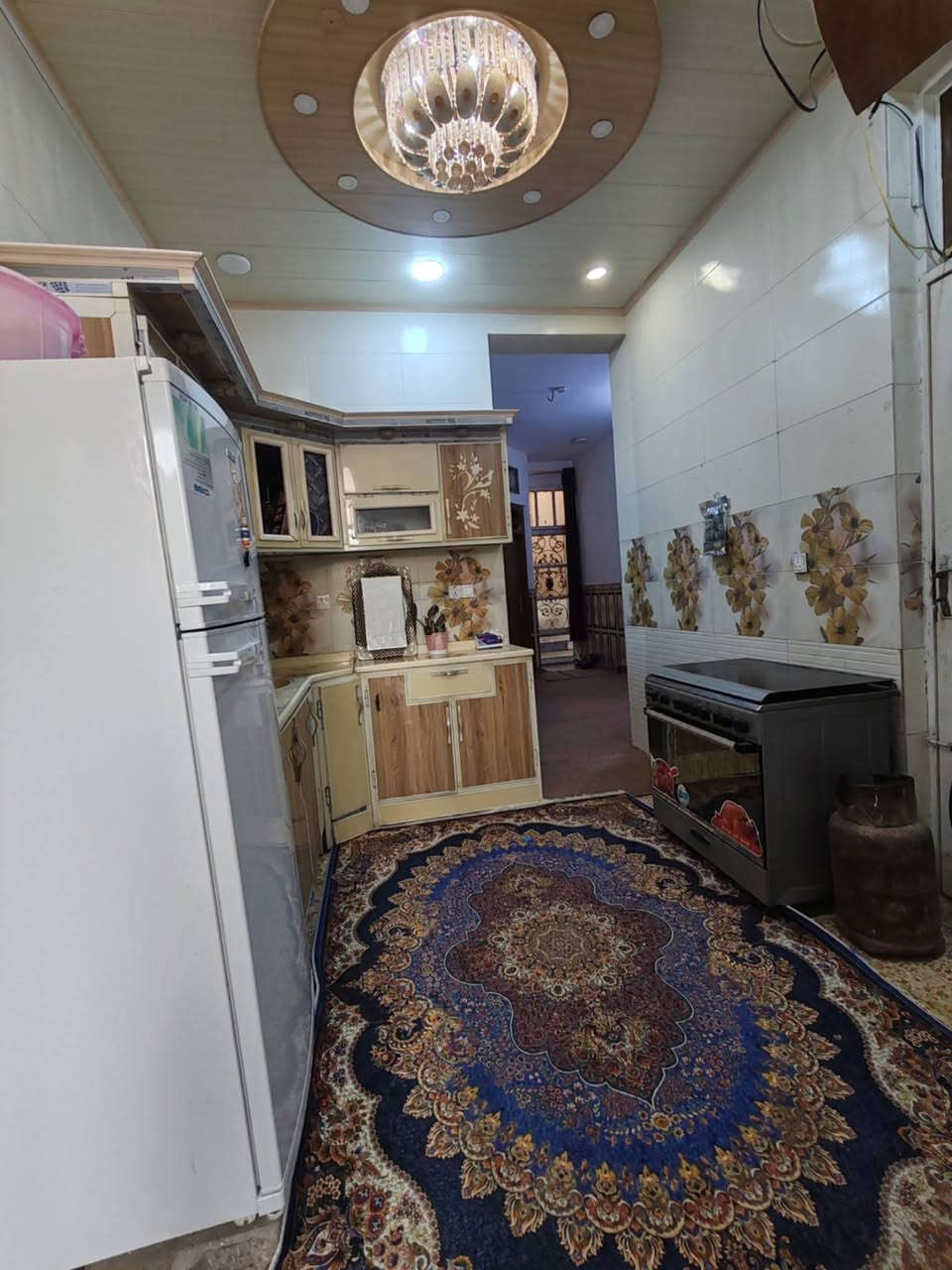 بيت رهن 100 متر طابقين  3 غرف وصاله ومطبخ واستقبال وصحيات 
قرب شارع جامعة الكفيل البيت كلش نضيف وموقع على ساحة الرهن ب 30 مليون
***********
***********
