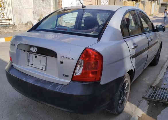 السلام عليكم 
اكسنت 2010 للبيع خليجي محرك 1600 بيها شخوط ورصعات مبينه بالصور وقبق جنطه مبدل مال كصه السيارة بأسمي السعر 80 وبيها مجال بسيط.. ***********
