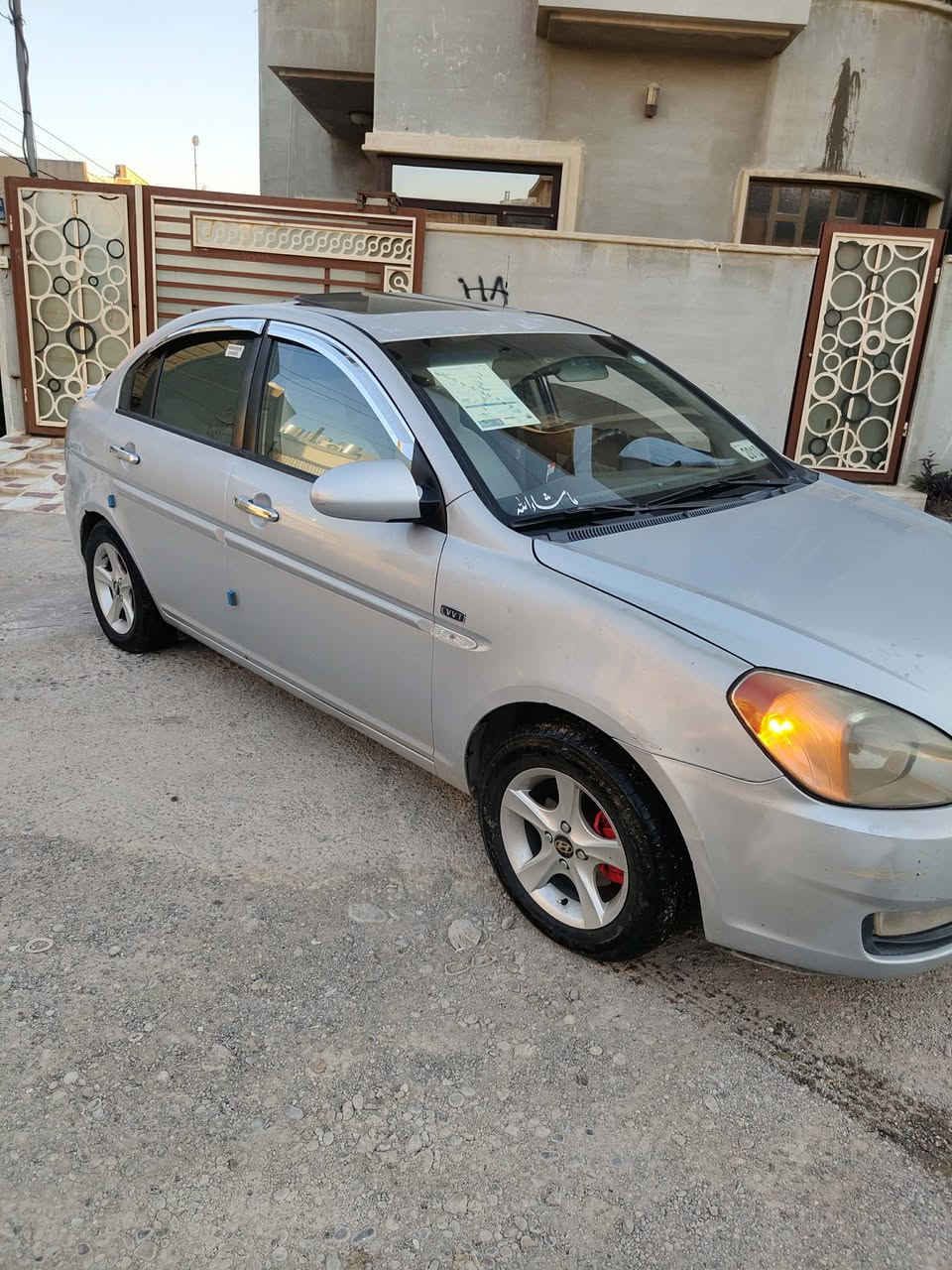البيع 
اكسنت 2009 كوري باي كورري CVVT اعله فئه رقم اربيل دولي سنويه 2028 مكينه 16 اصلي  شرط.  كير شرط. تبريد ثلج كربون بنزين بيها.  ويل كب وتايات جدد كير توماتيك جوم كهرب مري كهرب قفل مركزي سلايت روووف صندوك كهرب 5 ويل كب.  حساسات دعميه خلفيه اصلي . داخل لونين  طخمها الجواها كلو جديد مرايه دخليه داش كام اصلي السياره بدون ضرر بس بيها تقحيل مكانات صاحبها الشرعي  جيراني  وابو الوكاله عامه مطلقه صديقي. شرط التحويل   السعر 85 وبيها مجال الاتصال 
*********** كورك 
*********** اسيا 
بيهم وتساب

