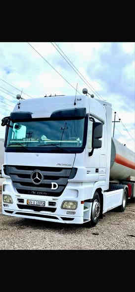 اكتروس حواجب موديل 2011 فول مواصفات حجم 1844 شاصي طويل تانكي شاكر سعر 450$
رقم موبايل ***********
