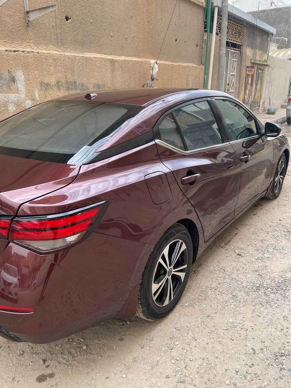 السلام عليكم نيسان سنترا مديل 2021 وراد امريكي ماشيه 52 جاهزه طخم تاير حداديه كله جديد ضرر امريكا بنيد وبالعراق تبديل بال السائق اثر دراجه وصبغ مدكر امامي توحيد لون وي الباب والبنيد بصرة حره رقم جديد 
السعر 125 

‭0771 475 0247‬ البصرة, العراق
