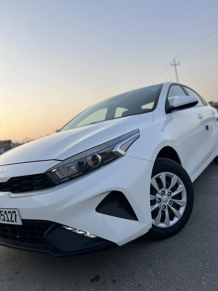 سيراتو 2024
كفاله عامه عدا نص جاملغ امامي صبغ 
محرك 1600
ماشية 29الف
ارضيه مغلفه جلد
مكان نجف 
السعر 168وبيه مجال قليل
***********
