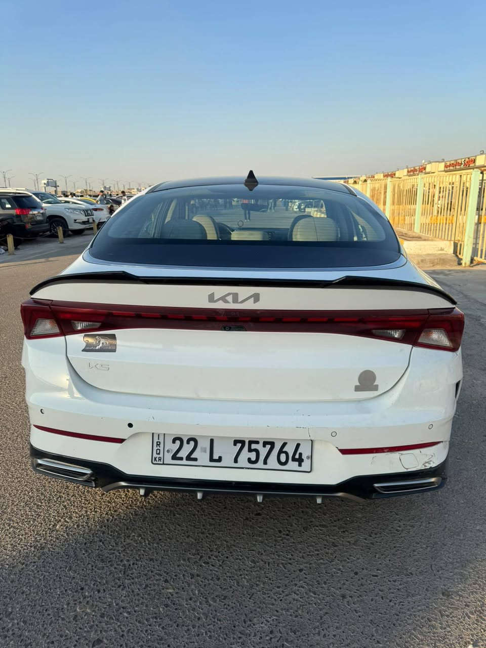 السعر 185 

K5 
  
خليجيه 

لون ابيض 

ماشيه 117 k 

اربيل بسم كردي 

بيهه بارد بالمدكر  الخلفي 

السياره جاهزه من كل شي  

*********** ابو الخصيب, البصرة
