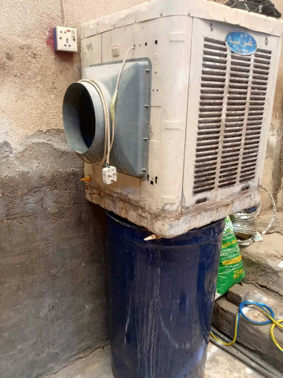السلام عليكم
غراض للبيع اخو الجديد
الثلاجه 200 
الطباخ 100
الكيزر 30
المبرده هيه والبرميل 75 
رحمه الوالديكم الي موشراي لايتعبني
مكاني بغداد مدينة الصدر
غراض بيت


**إذا كنت صاحب هذا الإعلان وتريد حذفه لأي سبب، رجاءا أرسل رسالة إلى الدعم الفني**