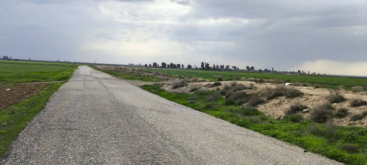 اعلان رقم (810)
قطعة ارض طابو للبيع 
مساحة/5 دونم واجه 50م 
العنوان/قرية شاصاوان 
السعر/58 مليون 
---------------------
للاستفسار اكثر مراجعة مكتب محمد الواقع في فلكة راس فرع جامع الامام علي او اتصال بالارقام التالي 
***********
***********
نستقبل كافة عروضاتكم سكنية وتجارية في كافة المناطق طوز و كركوك...
