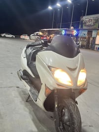 دراجه فورسه08للبيع الدراجه خير من الله كهربائي كلها شغاله مكينتها جديد...