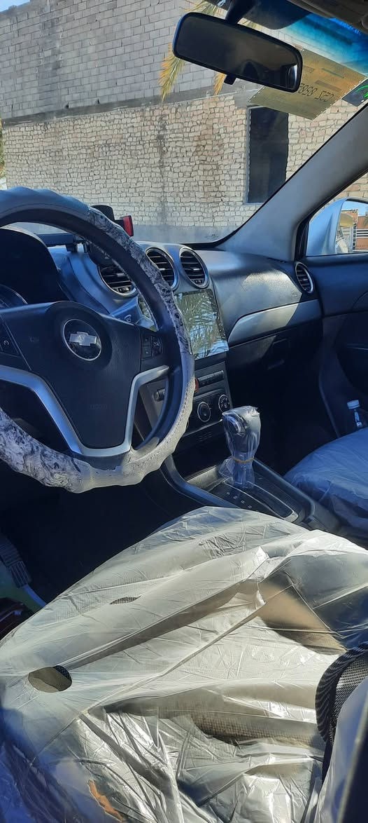 شوفرليت كابتيفا 2012. مكفوله من حادث والصبغ
محرك 2400 كير محرك كفاله  
شاشه كاميرا
مثبت سرعه 
تدفئه وتبريد شغاله سياره جاهزه بدون نقص
رقم انبار الانكليزي بأسمنا تحويل مباشر
السعر 90 وبيه مجال 
مكان الانبار /هيت
الاستفسار / ***********
