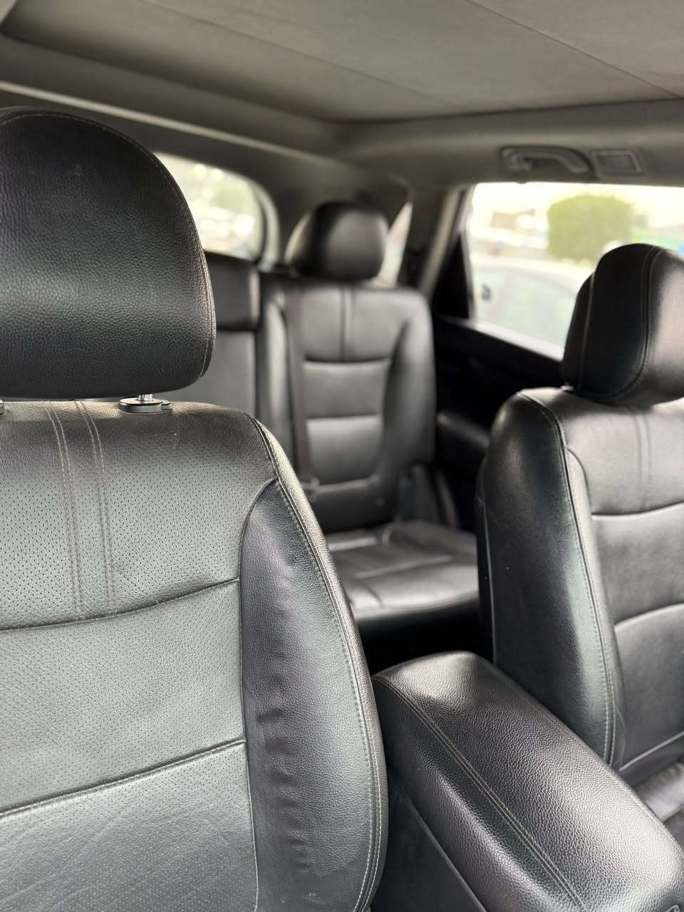 سلام عليكم
سورنتو ١٤ أمريكي sxفول حادث بنيد وباب الجانبي صبغ فقط السعر المطلوب ١٥٧ رقم الهاتف***********      ***********
