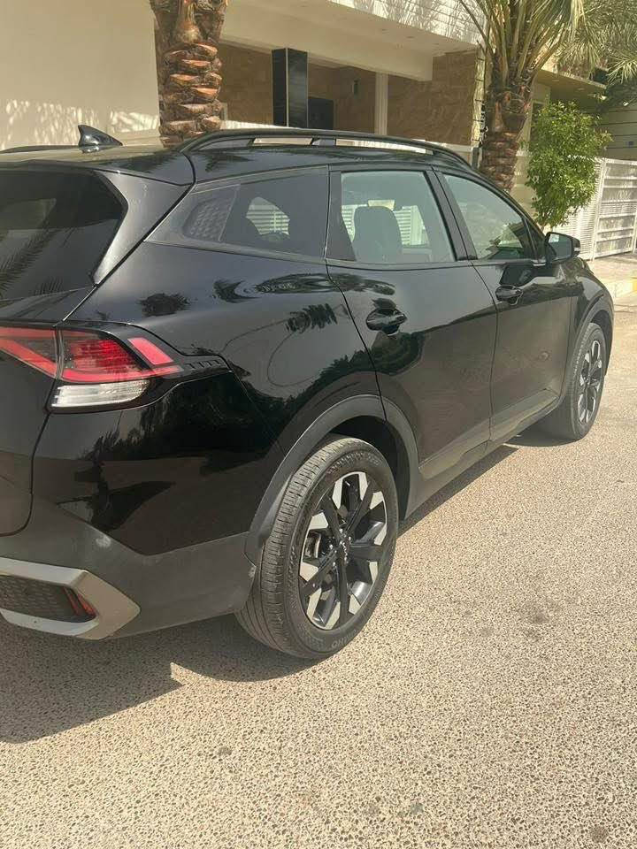 ‎للبيع كيا سبورتج موديل 2023 فول مواصفات اكس لاين وارد امريكي
‎مواصفاتها 
‎  بانوراما
‎  رادارات جانبية 
‎  رادار امامي +  خلفي 
‎  بصمة : تشغيل - ابواب - صندوك
‎  صندوك كهرباء ذكي 
‎  شاشة كبيرة  تدعم كاربلاي واندرويد اوتو وفول تحكمات لمس
‎  كيجات الكترونية متغيرة حسب الوضعيات
‎   انظمة القيادة : سبورت - سمارت - نورمال  
‎كشنات جلد   + كشنات تدفه وكشن السائق كهرباء   
‎  اضواء ترحيب عند الاقتراب مع ترحيب داخلي عند الاقتراب
‎  شحن وايرليس
‎  منافذ تايب سي عدد 3 مع 2 في الكشنات ومنفذ يو اس بي ومنفذ جداحة
‎  هاند بريك بصمة
‎  اوتو هولد
‎  نظام سياقه ذاتيه وتوقف ذاتي
‎  كامرا دوارة 
‎  تحديد مسار ذكي
‎   نقطة عمياء
‎   كروز سرعة
‎شاشه تبريد لم سستم صوت
‎  اناره داخليه LED لمس
‎   ويل كب حجم 18 وحساس اطارات
‎   اشاير بالمري
‎   تشغيل عن بعد
‎   شاشة لمس متغيرة لتحكم الميديا او لتبريد
‎    فول تحكمات ستيرن 
‎حساسات خلفية 
‎   لد نهاري 
‎   لايتات زنون عالي ناصي 
‎  مانع انزلاق
‎رقم بغداد الجديد تحويل مباشر بأسم المشتري
‎حادث السيارة :   خلفي  قبق الجنطه تبديل وصبغ چاملغ خلفي + بابين اليسار كلير امريكي بدون ايرباك بجم كبس    
‎مكانها بغداد حي الحسين قرب المطار 
‎السعر : ورقه بيع فقط 180
‎رقم الموبايل :*********** بغداد, العراق
