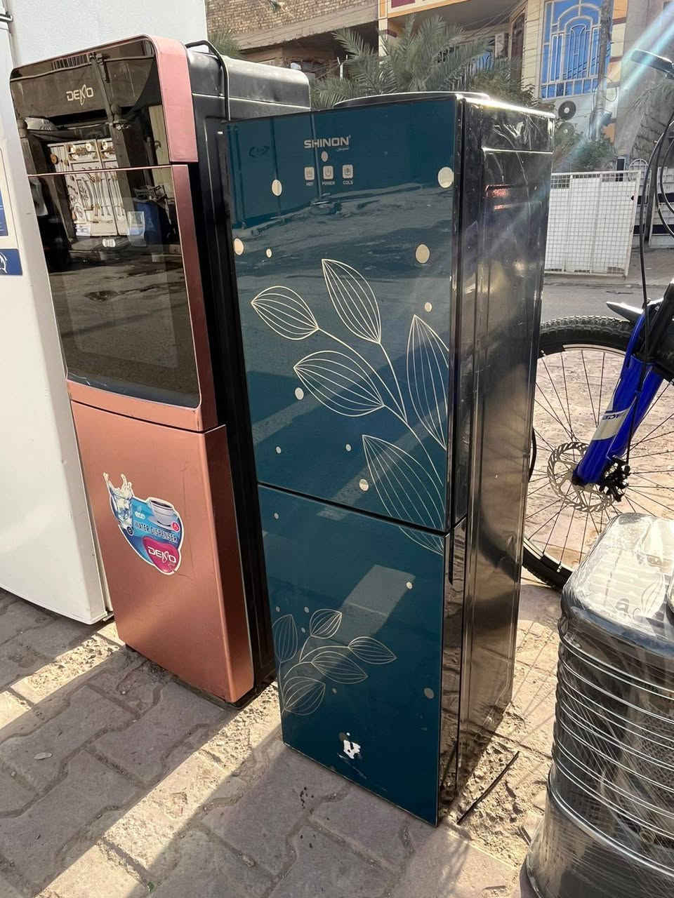 غراض مستعمله نضيفه جدا
طباخ اربع عيون + فرن شغال نضيف جدا السعر ١٢٥ وبي مجال
الثلاجه بابين وفريز نضيفه كلش ب ١٩٠  وبيهه مجال
البرادات نضيفات حار + بارد سعر الواحد ٨٠  وبي مجال
المدفئات سعر الوحده ب ٥٠  والصوبه النفطيه ب٣٥ باله 
المايكرو الاحمر سعره ٥٥  وبي مجال شغال نضيف كلش 
الهيتر الكهربائي سعره ٣٠ وبي مجال 
يوجد توصيل داخل بغداد للاغراض الناعمه 
عنواني البلديات ***********
