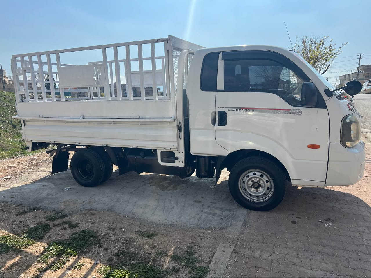 کیا ٣٠٠٠ سۆپەری مەکینە ڕەش گێڕ ئۆتۆماتیک ٢٠٠٧ کامل پێشی کراوە بە ٢٠٢١ گێڕو مەکینەی بەشەرت بێعەیبو بێ مەسرەف 
سعری ٦٠ گەڵاو معامەلە 
0771 442 4699 السليمانية, العراق
