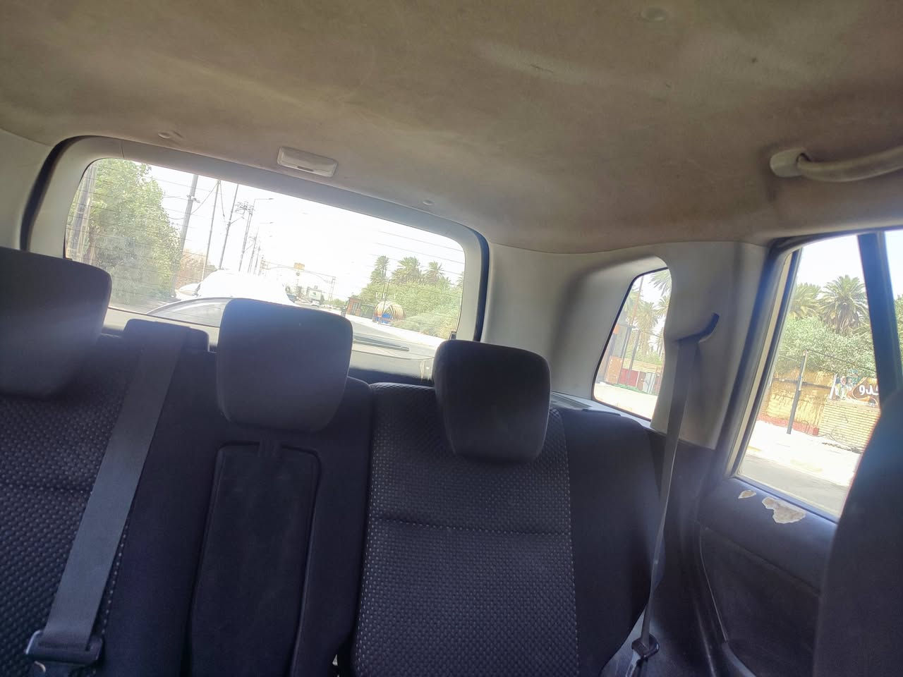 شوزوكي گراند ڤيتاره2007 رقم ميسان مميز 1932 5راكب واللون ذهبي مرغوب الدواخل بلادي نظيفه السياره خليجي مابيها ظربه مصبوغه حزام شخوط وجارده محرك ونجي 4سلندر نقص التبريد والكير كهربائي يحتاج عقل السعر 50ورقه العنوان الكوت  طشاش الثانيه شارع القاضي  ***********
