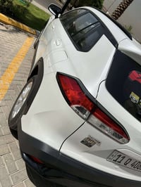 : كورلا فروث لاندر موديل 25 ماشيه 11 ألف طبعاً قيادته غير عن الكروز تخ...