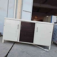 سنك ٤ قطع • مستعمل • معرض المهيمن