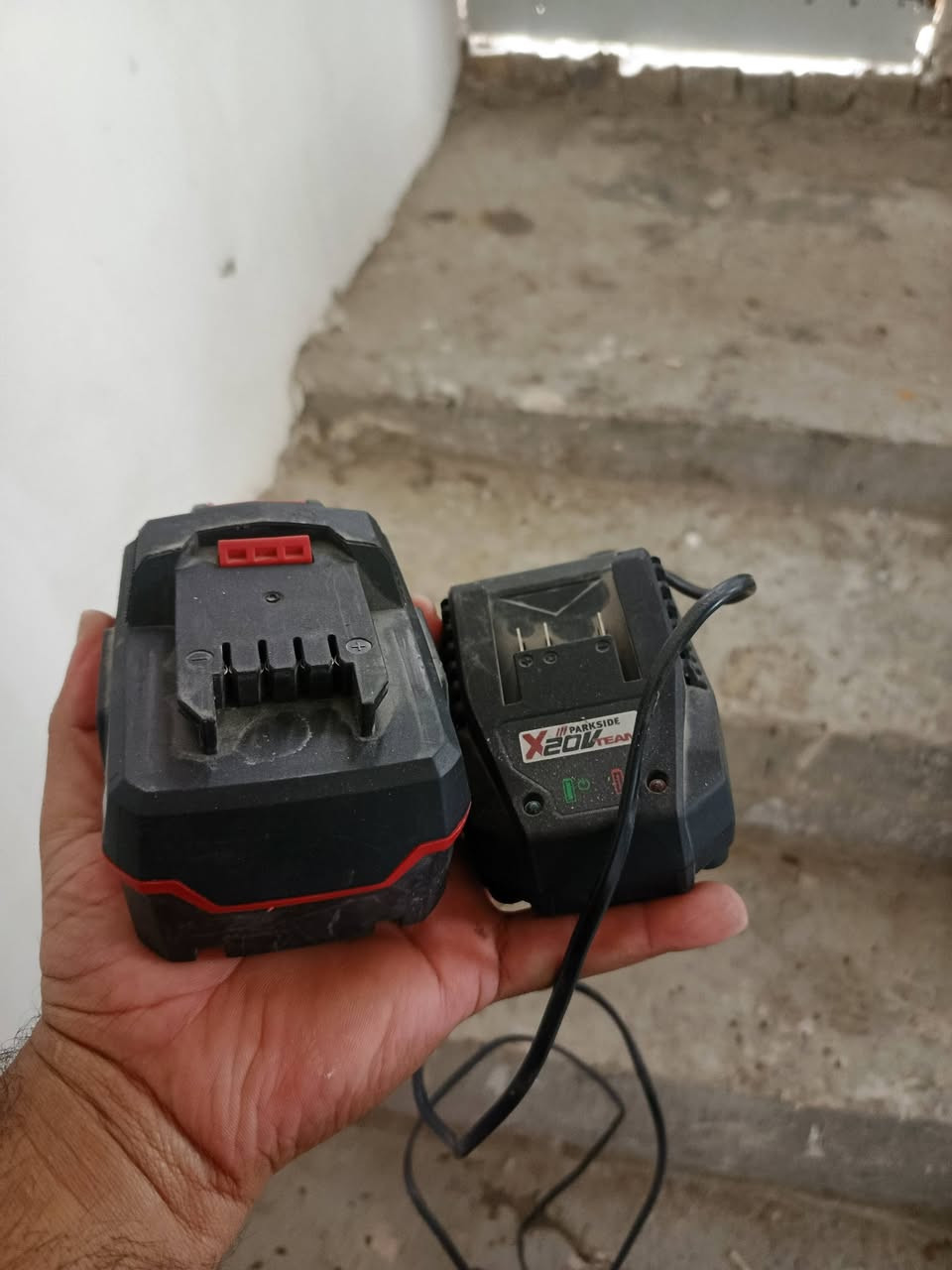 بطاريه وشاحنه بارك سايد اصليات مال باله..ع الفحص 20الف ثنينهن مكاني الشعله


**إذا كنت صاحب هذا الإعلان وتريد حذفه لأي سبب، رجاءا أرسل رسالة إلى الدعم الفني**