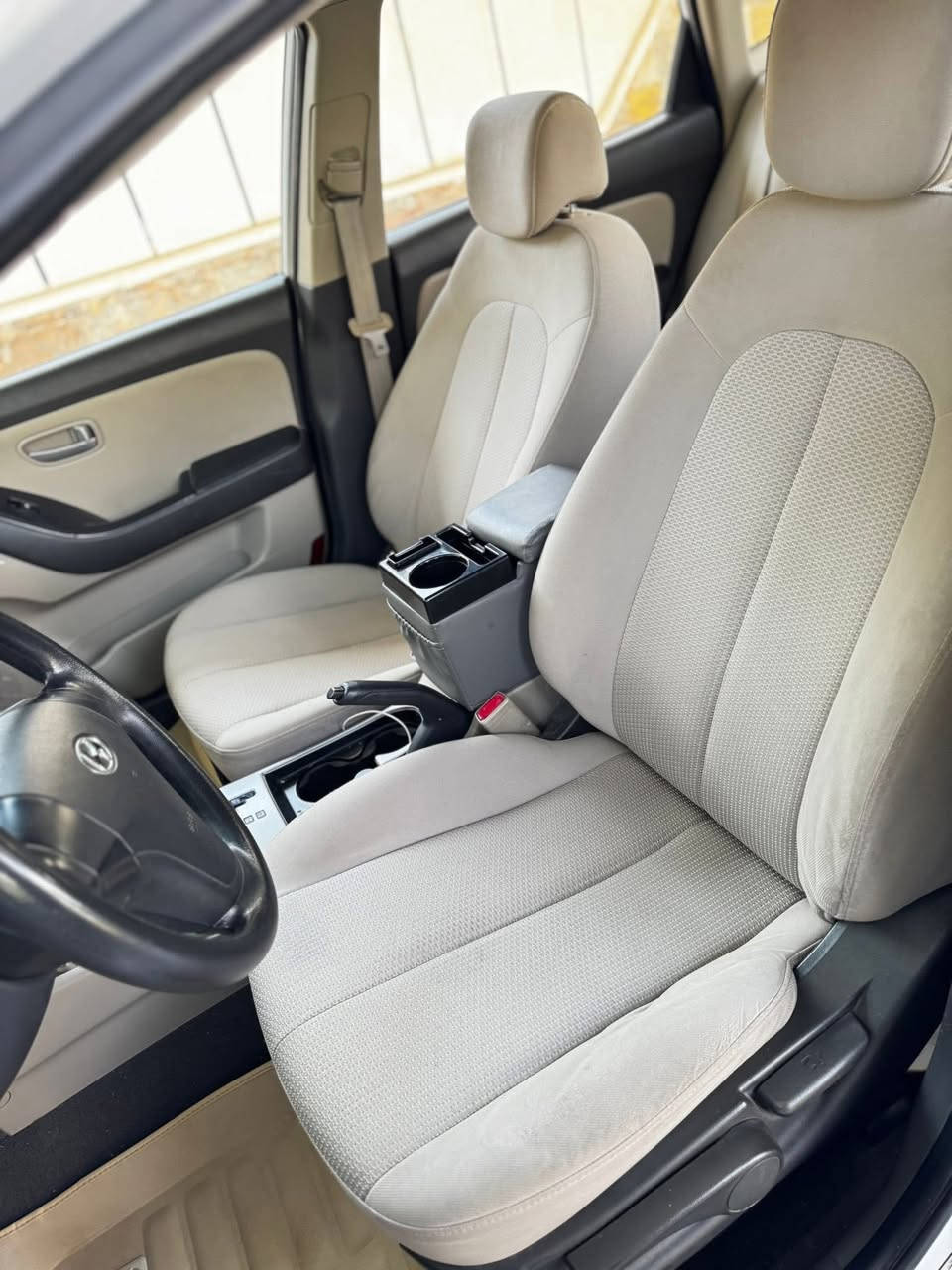 النترا موديل 2009
ماشيه 140 حقيقي

كفاله عامه ماعده الباب بيه بارد 

سياره جديده محرك 1600 دكشن عالي 

سياره تراي زيرو حداديه تخم تاير كله جديد 

رقم صاحب سيارة ***********
