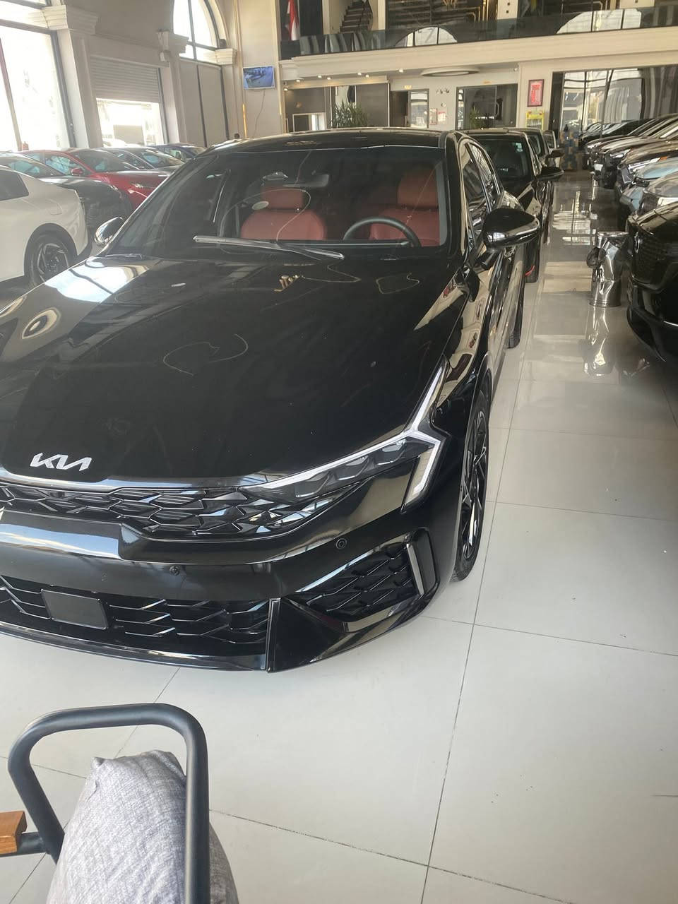 K5جى تى الاين
موديل 26 ماشيه600فقط زيروا

بيها جاملغ وبنيد فقط بدون شاصى بدون لغد بدون داخل

دخول جديد 

السياره فول ماعدا البنى روما

داخل احمر

تدفه كشن

مكيه 2500تنفس طبييعى 

السعر170$

تترقم شمالى اربيل او سليمانيه.     

***********
