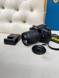 كاميرا للبيع 7100d Nikon ما مستخدمة كلش استخدامها شخصي  500 اريدها بيه...