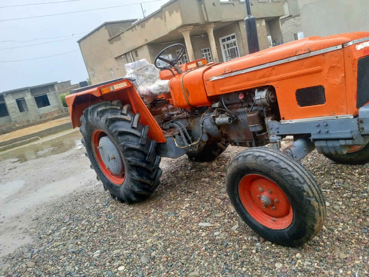 عنتر (٩٠)للبيع شرط كير محرك هيدروليك تايرات جدد بدون رقم السعر(٤٥٠٠)اربع ملايين ونص وبية مجال للستفسار على الرقم(***********)العنوان القيارة قرية امام غربي
