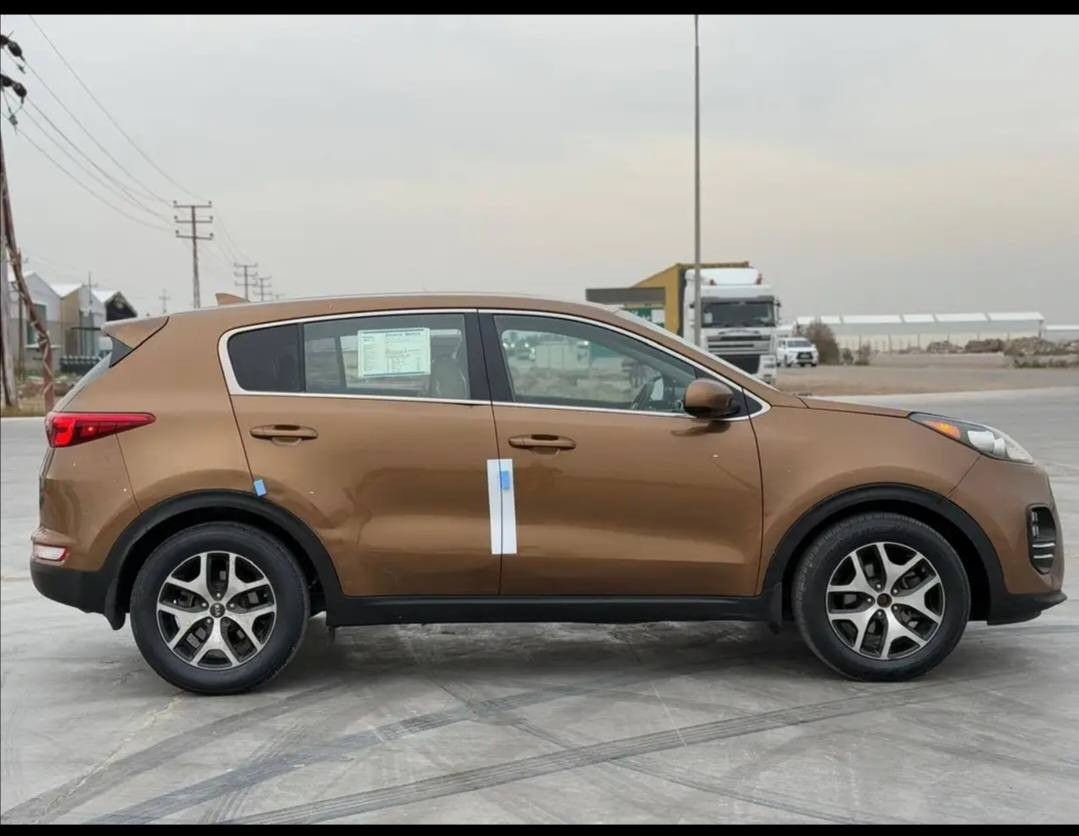 سبورتج ٢٠١٧ وارد امريكي 2400gdi رقم واسط دولي بأسمي حادث جاملغ وبنيد بدون دواخل السيارة خير من الله السعر ١٤٥
لاستفسار الاتصال ***********
