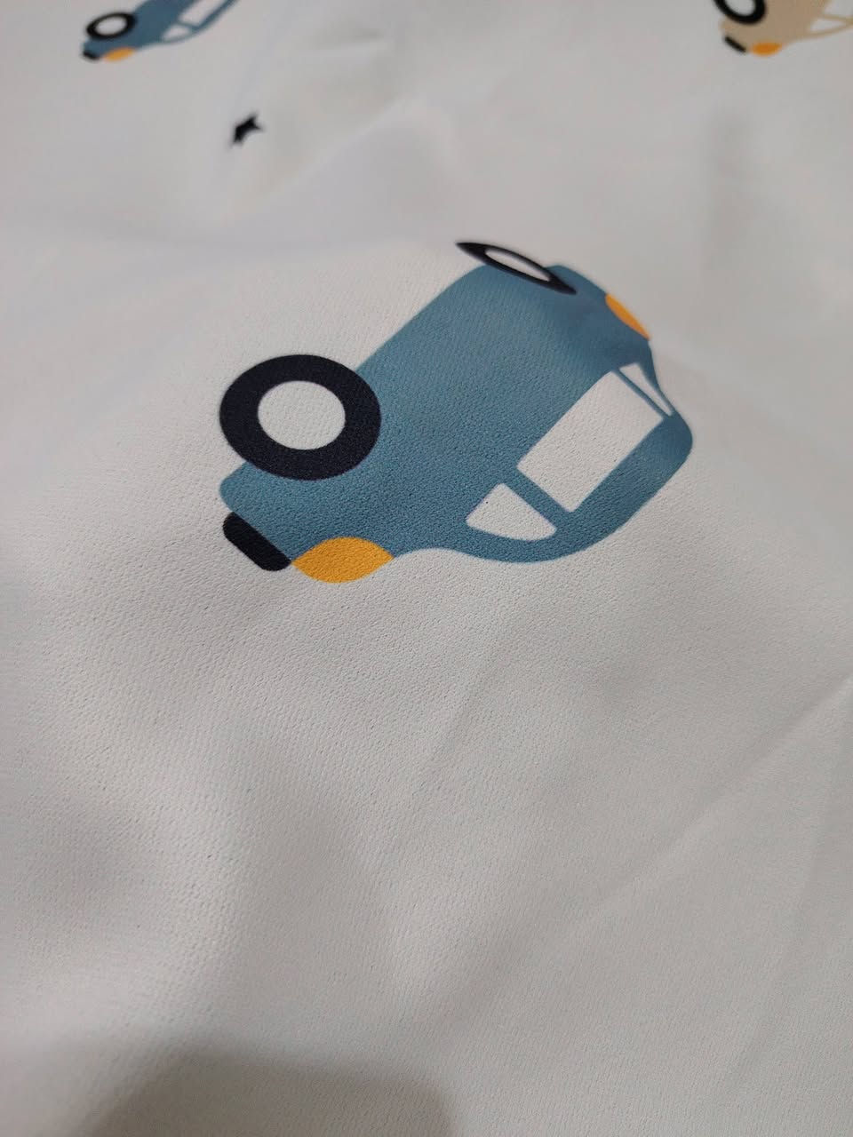 السلام عليكم بردات غرفة أطفال غير مستخدم للبيع لون بيجي خامه ثكيله تجنن.. طول2م و60 والعرض أكثر من 4 م


**إذا كنت صاحب هذا الإعلان وتريد حذفه لأي سبب، رجاءا أرسل رسالة إلى الدعم الفني**