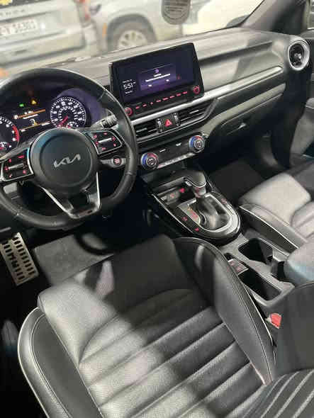 كيا فورتي GT 

وارد امريكي موديل 2024 ضررها بجم صور حادث بالمنشور 
سيارة فول مواصفات مفولة للاخير و محرك 2000 دوش كشنات حار وبارد فتحة بالقمارة ويل كب كروم كشنات جلد بصمة تشغيل عن بعد كشنات كهرباء سايد بريك بصمة

العنوان بغداد معارض النهضة 

الهاتف ***********
