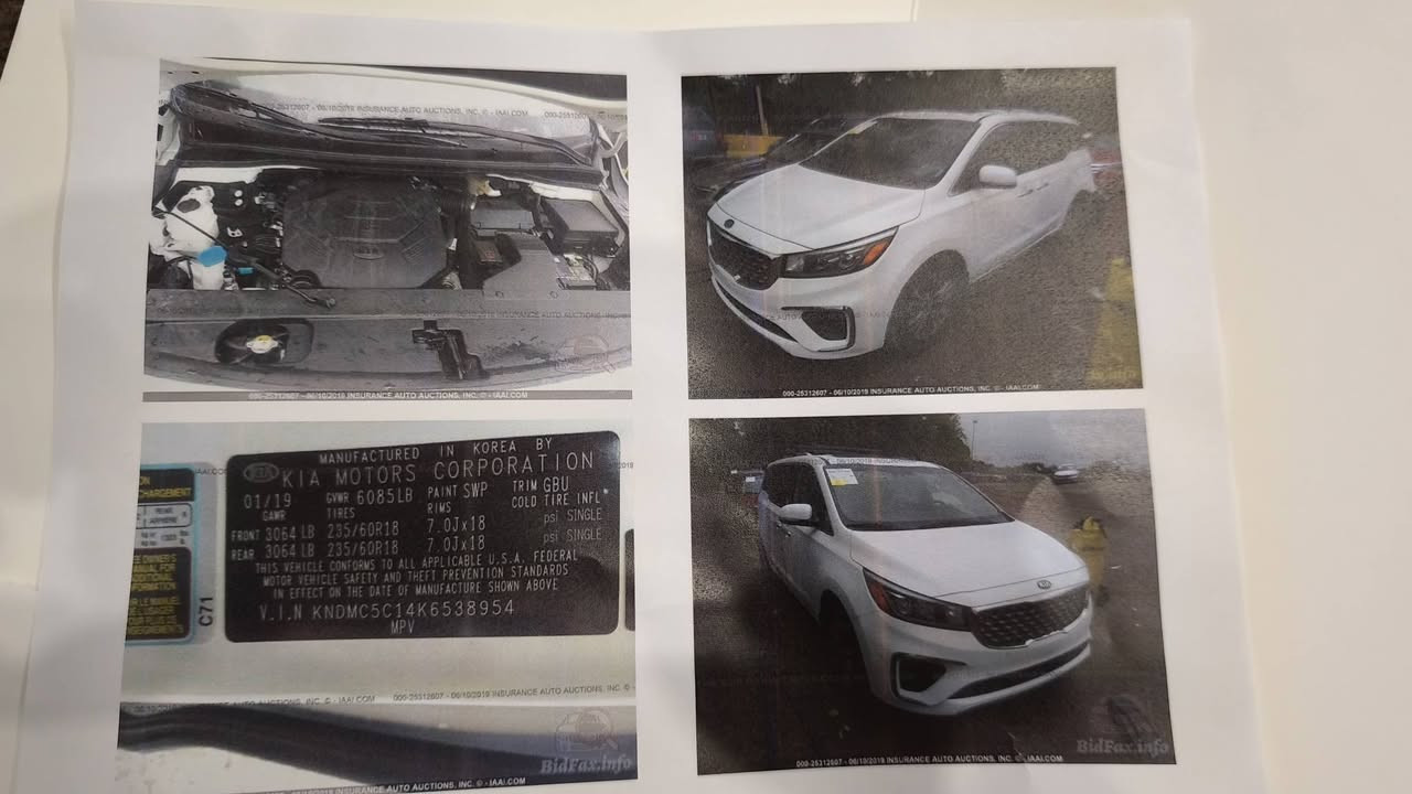 بيع مستعجل
على بركة الله للبيع
كيا سيدونا وارد امريكي 2020
فئة SX فول مواصفات 1/1
بصمه
بصمة ابواب
فتحة سقف
تحكم جهتين
اربع كامرات
رادار امامي وخلفي
تدفئة ستيرن
تدفئة تبريد المقاعد الاماميه
خزن ميموري
كشنات جلد
7 راكب
لايت زنون
الابواب الخلفيه والجنطة كهربائيه بالكامل
وغيرها من المواصفات
الحادث قبق جنطه
السعر 210$ ومجالها بسيط
مكان السياره بغداد الدوره
***********
