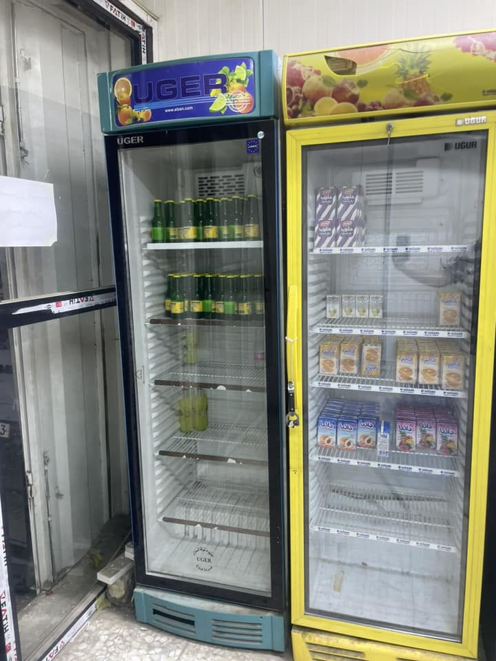 السلام عليكم 
تصفية محل
اخر عارضتين عاموديات للبيع ورفوف حوالي40متر 
العارضة الوحده ب350 والرفوف مشتريهن حوالي ب800 ابيعهن ب400قفل 
مكاني بغداد الشعب قرب جامع الحاجة بدرية
*********** للتواصل واتساب
