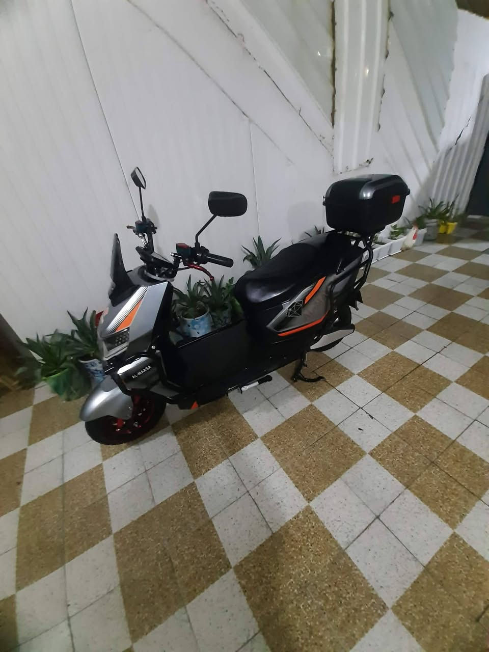 السلام عليكم
دراجة شحن للبيع جاهزه

٦ بطاريات ٤ سرعات مستخدم شهرين فقط

اخو الجديد شرط الفحص

السعر ٧٥٠ الف
ادمن وافق يرحم والديك عندي حاله طارئه مستعجل على البيع 
التواصل ع الخاص


**إذا كنت صاحب هذا الإعلان وتريد حذفه لأي سبب، رجاءا أرسل رسالة إلى الدعم الفني**