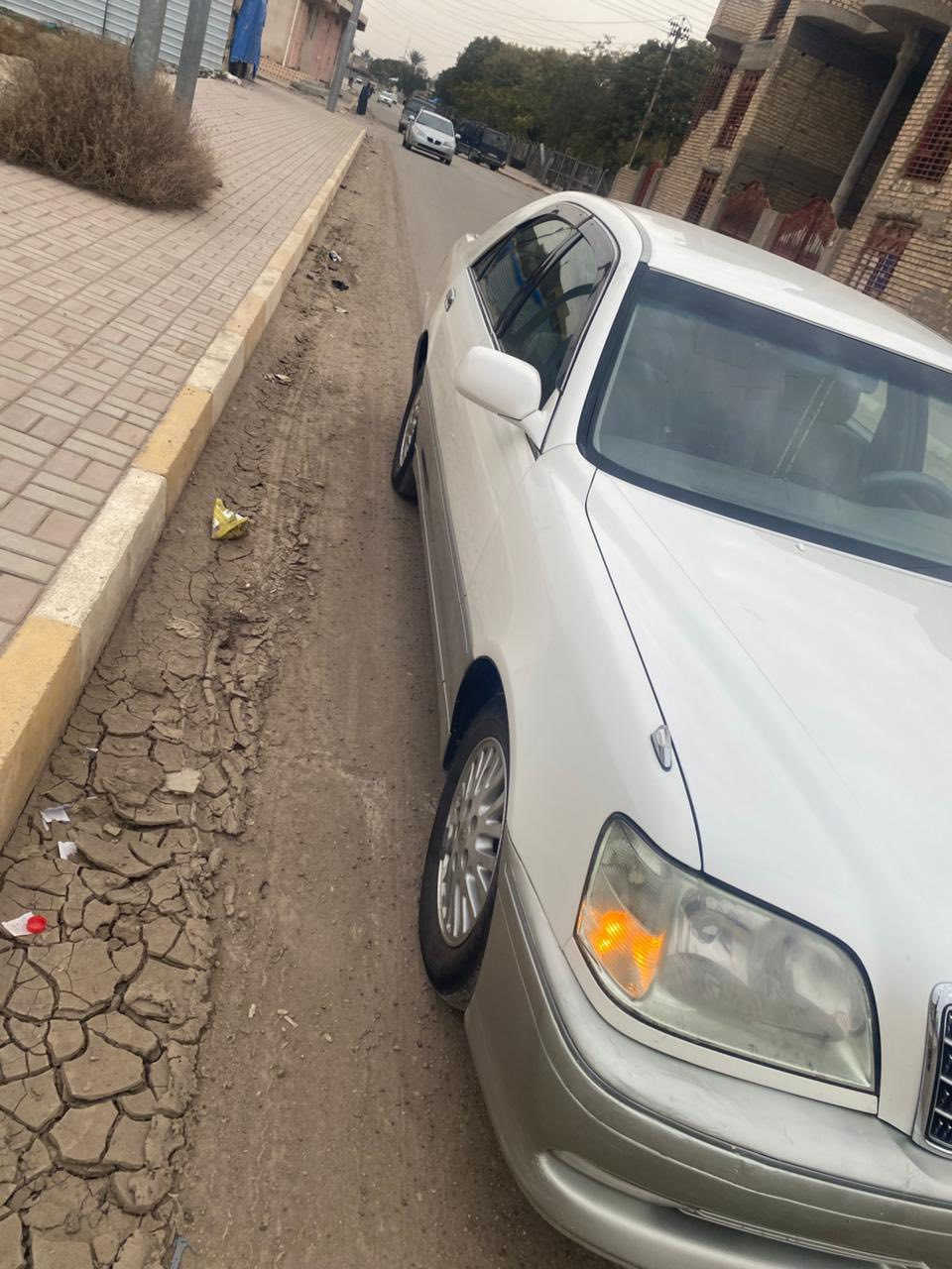 السلام عليكم
سياره للبيع تويوتا كراون ملكه موديل 2005 اصل وبيها كتاب كمرك بتحديد الموديل 2005 ، السياره مكفوله من كل النواحي بستثناء جاملوغ خلفي صبخ تبريد قطعتين المحرك D4 الكبير دبل شاشه اصل اربع دكم تحوير نجف فوك جوه حجر بيئه صالنصة بيها موصفات الملكه معروفه  حداديه اماميه نصف عمر رقم صلاح الدين / دولي بسمي شخصيا شرط التحويل قرار 48   
سعر السياره 115$  وبيها مجال مكان السياره صلاح الدين / الدجيل 
رقم الهاتف ***********
***********
