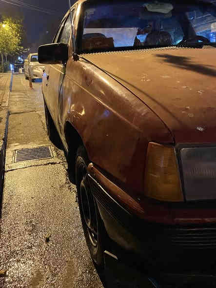 سەرەتا بەناوی خوا.... ئۆپڵ کادێت ..1993 مەکینە 16  قایش پان  گێڕ عادی ..
سەیارەکە کەمێیک مەسرەفی هەیە  
ئاڕمی ئاسایش 
*********** ئەم ژمارەیە تەنها لەسەر واتسئاپە نرخی 15 وەرەقەو مەجالێکی برایانە
