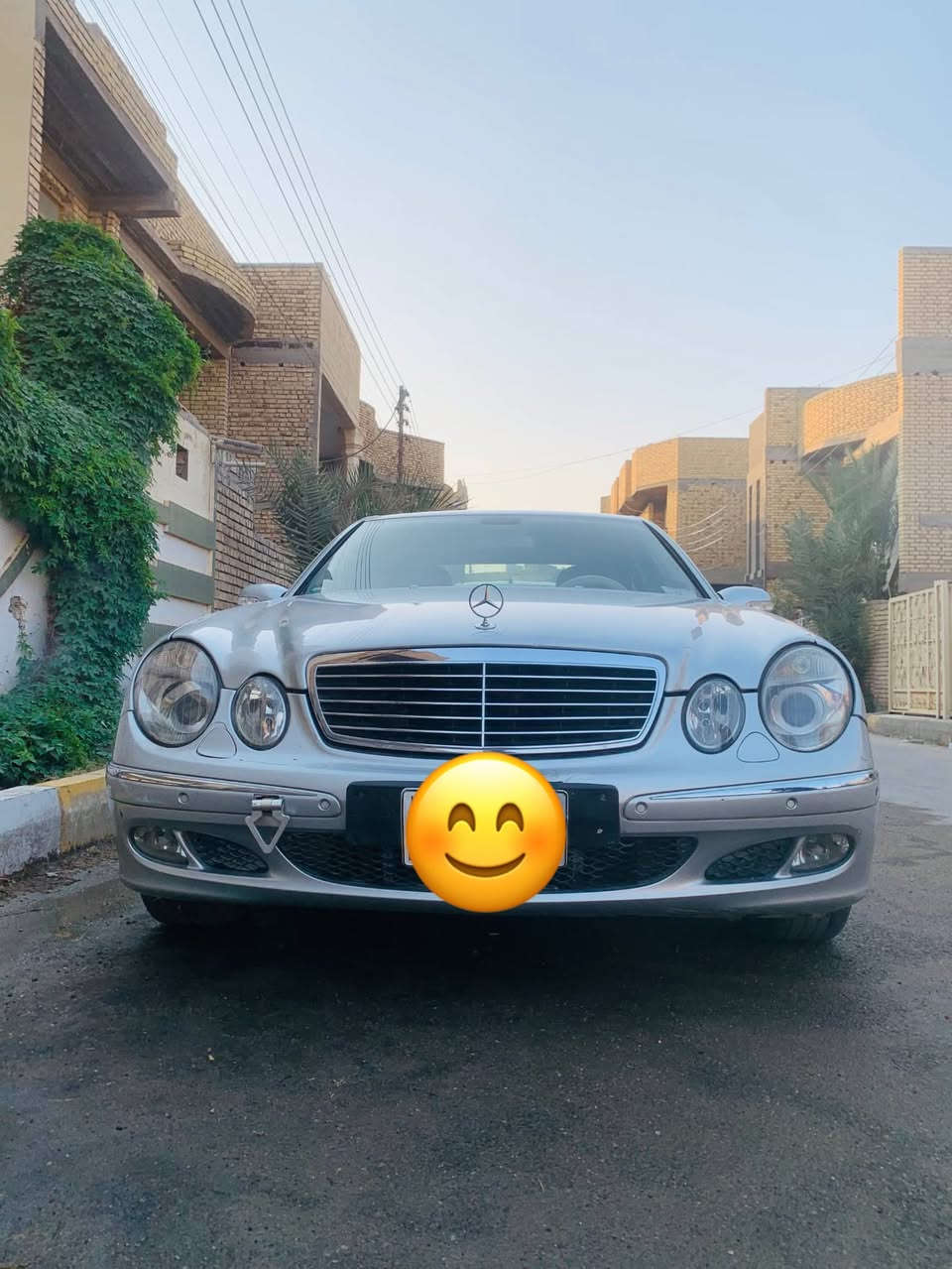 للبيع مرسيدس بنز W211 موديل 2005
الفئة: E (أم عيون / قرش ونص)

اللون: سلفر

المحرك: كاز 2000 سي سي، 4 سلندر

الممشى: 295,000 كم

السيارة نظيفة ومستخدمة بحالة جيدة، رقم ذي قار (مشروع وطني) وتحويل مباشر، السيارة باسم المالك.

يوجد بارد بسيط في الجاملغ الخلفي جهة السائق (بمقدار شبر) كما موضح في السونار المرفق مع الصور.

السيارة جاهزة للفحص، والبيع للجادين فقط.

السعر: 125 $ وقابل للتفاوض البسيط.

ملاحظة السياره نقصها تبريد فقط

للتواصل واتساب + اتصال: ‬***********
