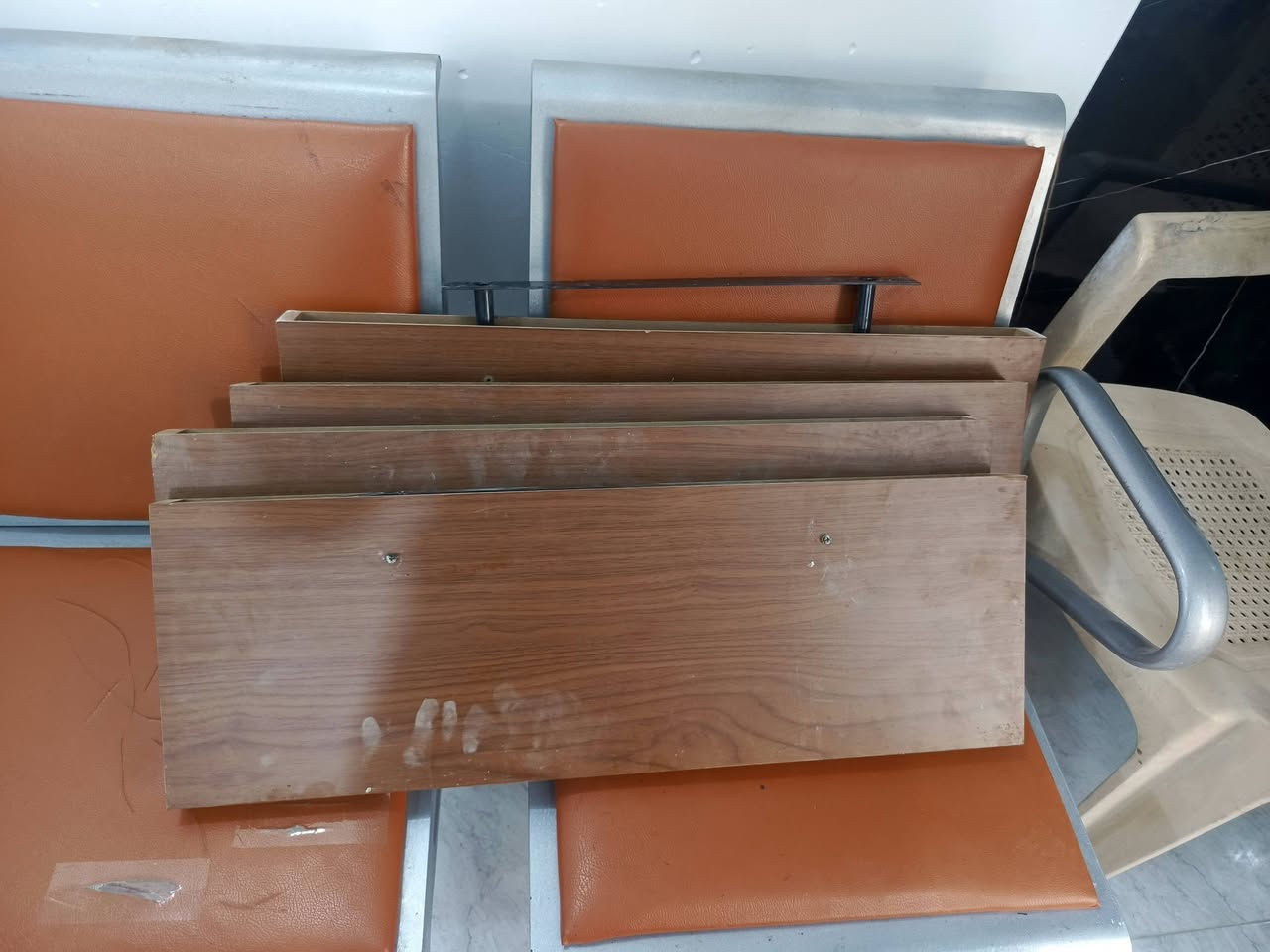 رفوف للبيع جبتهن وما شديتهن مستخدمات بس نضيفات للبيع بصره الموفيقه


**إذا كنت صاحب هذا الإعلان وتريد حذفه لأي سبب، رجاءا أرسل رسالة إلى الدعم الفني**