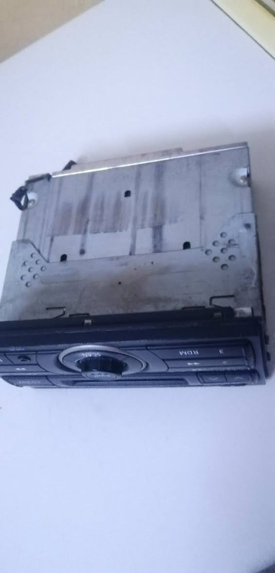 السلام عليكم مسجل اوبترا للبيع شغال شرط ومو بلوثوث اواكس كامل شغال شرط مكاني كركوك قادسيه سعرها25رقمي***********
