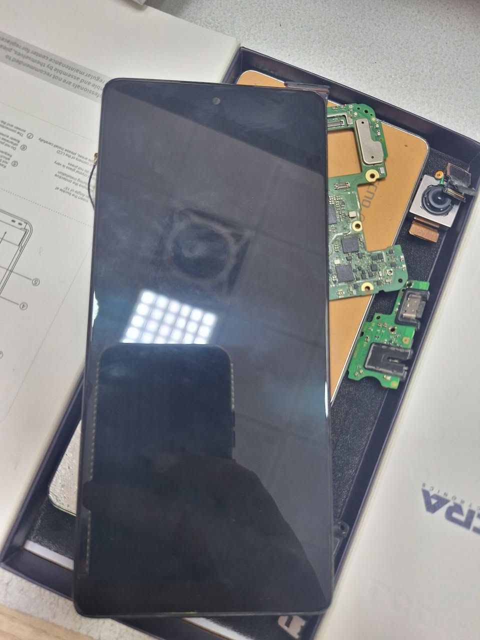 مكاني بلكوت شيشان *********** اتصل فقط
الاول A51  شاشتة اصلية بية مشكلة ايسي سعر 50 ثاني  a12 بية مشكلة بورد اب 35
تكنو كامون 30 شاشة اصلية بية مشكلة بورد اب 70
بوكو x5 برو بية مشكلة بورد اب 65  مكاني كوت
