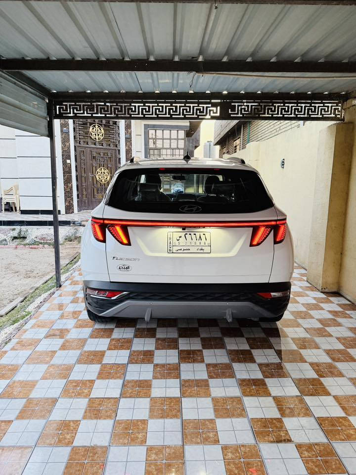 السلام عليكم
توسان 2023 خليجي
مكفوله كفاله عامه عدا رصعتين بالباب من جوه 
رقم بغداد تحويل مباشر 
فول مواصفات عدا البنراما 
ماشيه 74 ألف حقيقي 
سياره جديده بعده بحاله الشركه حتى السبير مانازل 
السعر 210 بيه مجال بسيط 
اللاستفسار اتصال *********** 
العنوان الفلوجه
