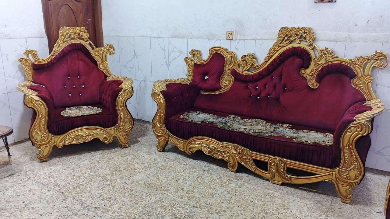 تخم ملكي عشر مقاعد نظيف
سعره 380 وبي مجال لمكان بغداد  
يوجد توصيل بكروه ب واتساب
***********
