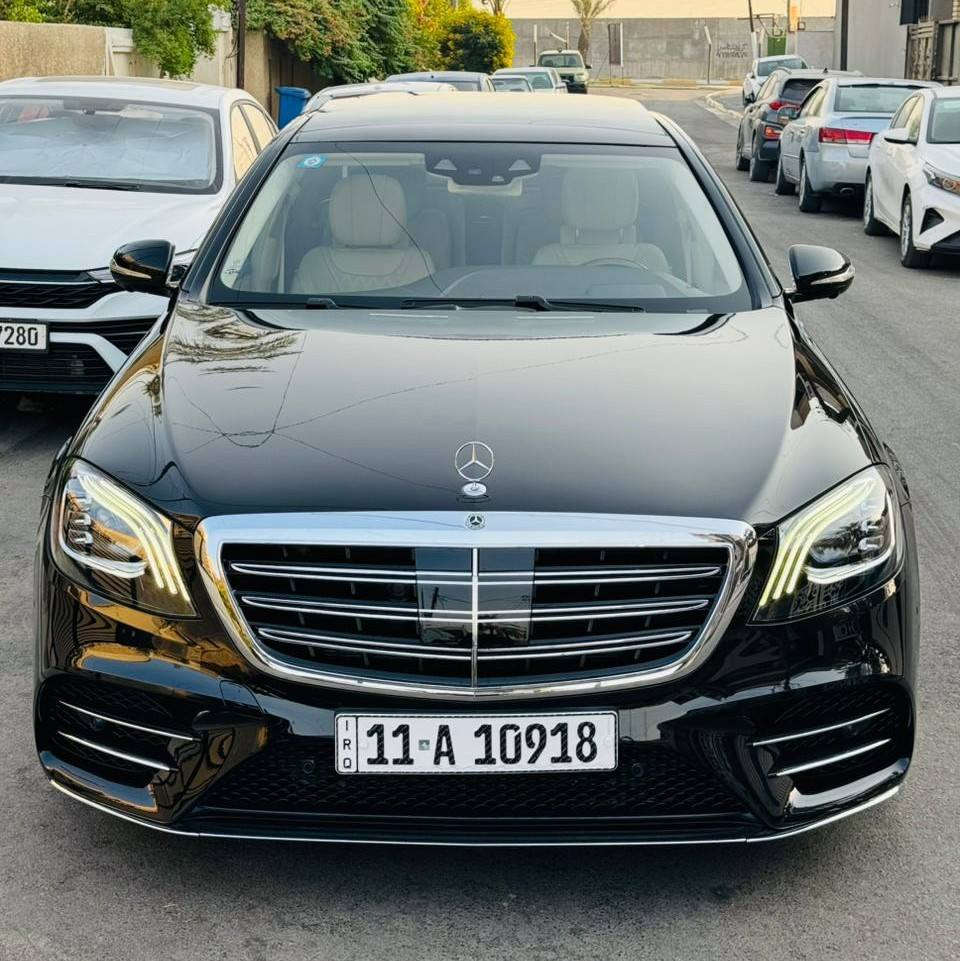 مرسيدس S560  موديل 2018 
مكينه 8 سلندر (5فصوص) بانوراما 
بصمه 
٥ بردات 
٤ كامرات 
حساسات 360
رادار امامي 
رادار جانبي
نقاط عمياء 
تحذير تصادم 
قياده أليه 
رؤيه ليليه 
داتا شو 
كشن تدفئه 
كشن تبريد 
ويل 20 
بدي AMG
شاشات خلفيه 
طبلات خلفيه 
ابواب شفط 
كشن مساج
كشن خلفي Vip مفصول 
داخل لد 64 لون 
ماشيه 89الف
بيها هوايه مواصفات معروفه بالمرسيدس
وارد المانيا ضمان دولي بدون حادث بدون ايرباك 
بيها فقط باب خلفي عكس سايق فقط رش(بدون فتح بدون تعديل بدون قطره معجون وع فحص)
كير محرك كهربائيات مكفولات ووملعوب بيهن
مكانها المنصور 
 رقم صاحب سيارة ***********
