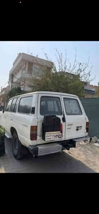 سلاو هاوريان  لاندكروزر بوو فروشتن موديل ١٩٨٩. گير ومه كينة ي   ٣F  ئا...