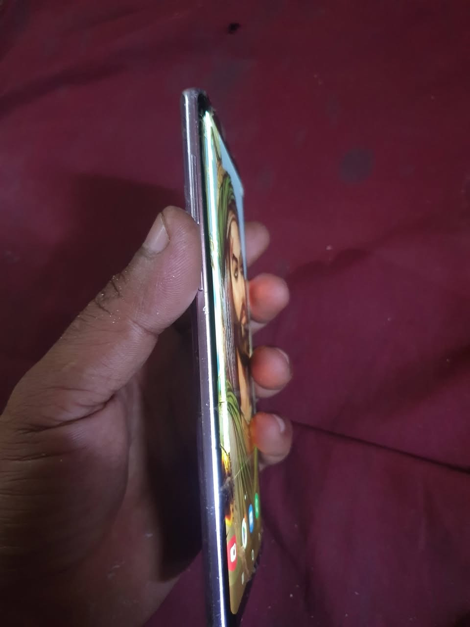 Galaxy Note9 الخاص بـ موالذ
ذاكرة ١٢٨
جهاز ما مفتوح ما مصباح  بي ضربة  بال شاشة باس  يشتغل طبيعي يشغل ٦٠ فرام مكاني طواريج اما مراوس حسب القناعة للبيع 
***********
 السعر 100
بي مجال شي بسيط
