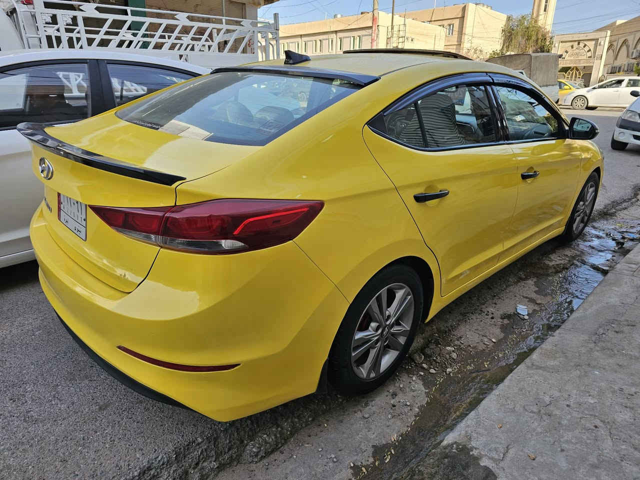 انتره 2018 فول 1 على 1الضرر بس بونيد مبدل مكينه 20 مكينه وكير مال كصه  شرط منضومه غاز هيه وغرمات صفر سياره جاهزه واذا اكو افانتي2010 نضيفه معارض هم يرهم 
***********
***********
خوان مكلف بل نشر 
ما ارد عل خاص 
أبوأيهم أمير 
صاحب السياره
