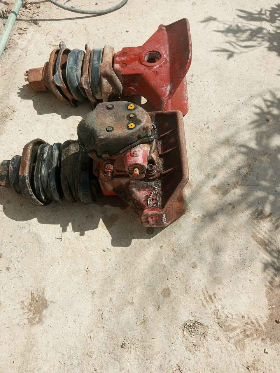 سلام عليكم ساحبات حلاويات للبيع اثنينهن ب 450 ما جدد ما ساحبات مقطوره استفسار ***********
