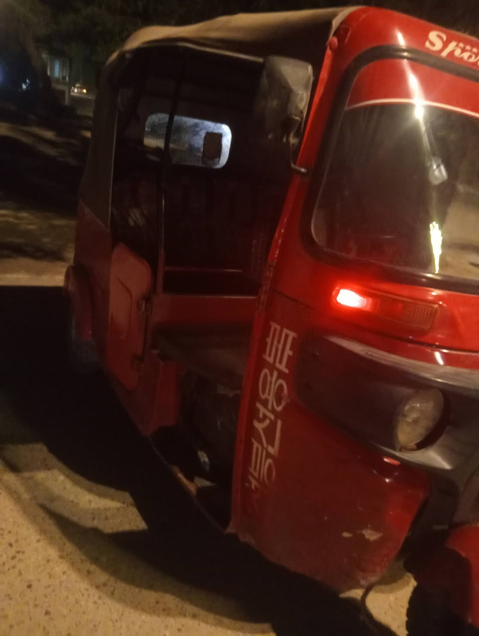 سلام عليك  تكتك للبيع مديل 18 3000  وبهي مجال اوراق استنساخ  ***********
