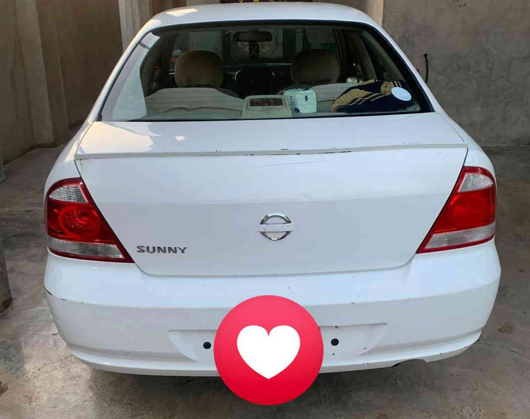 سلام عليكم  للبيع نيسان سني بدي كوري موديل   2012 كير محرك خير من الله  تبريد وتدفه وكهربايات كله شغاله بيهه صبغ جملغ وباب ونص باب نفس صفحه  السعر خاص (***********)
