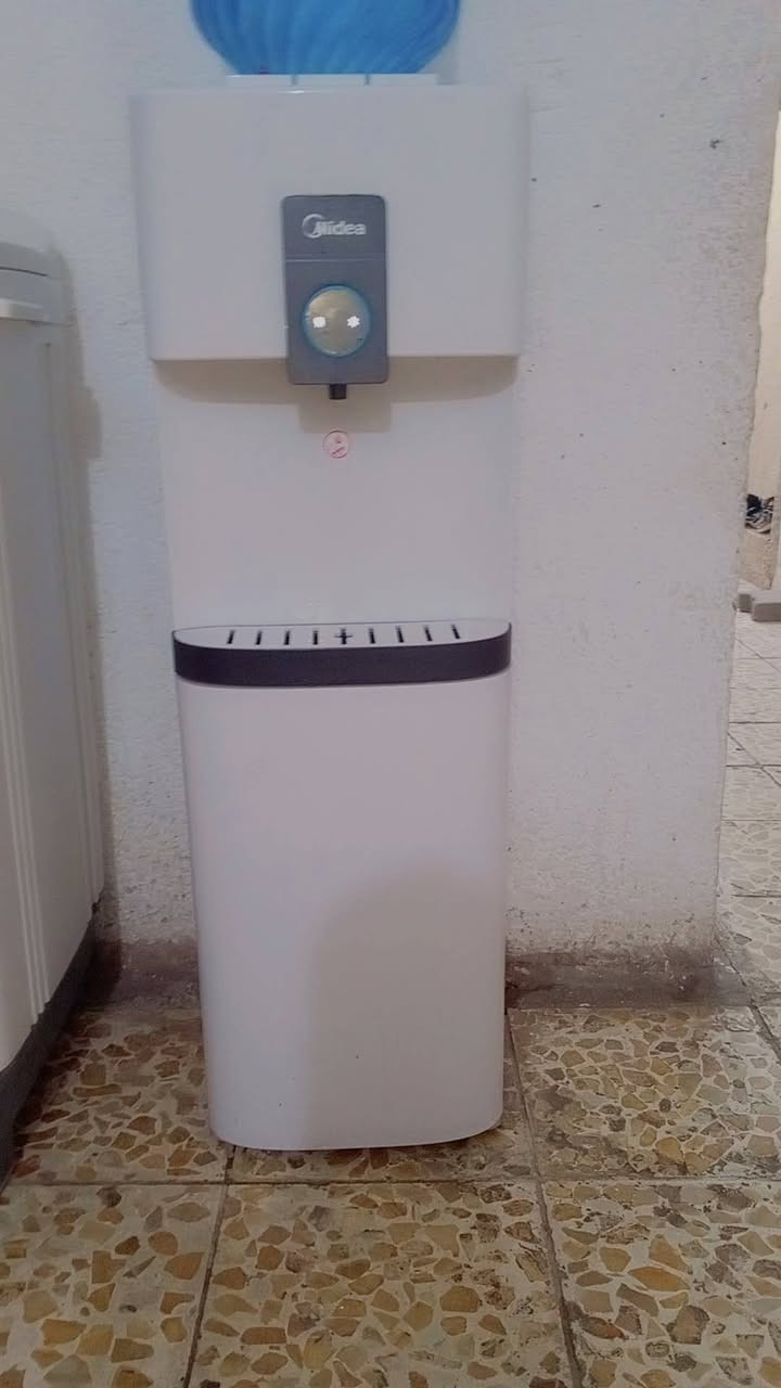 ديوان 10 مقاعد مابي اي ضرر 250 وبي مجال براد اخو الجديد 75 قفله


**إذا كنت صاحب هذا الإعلان وتريد حذفه لأي سبب، رجاءا أرسل رسالة إلى الدعم الفني**