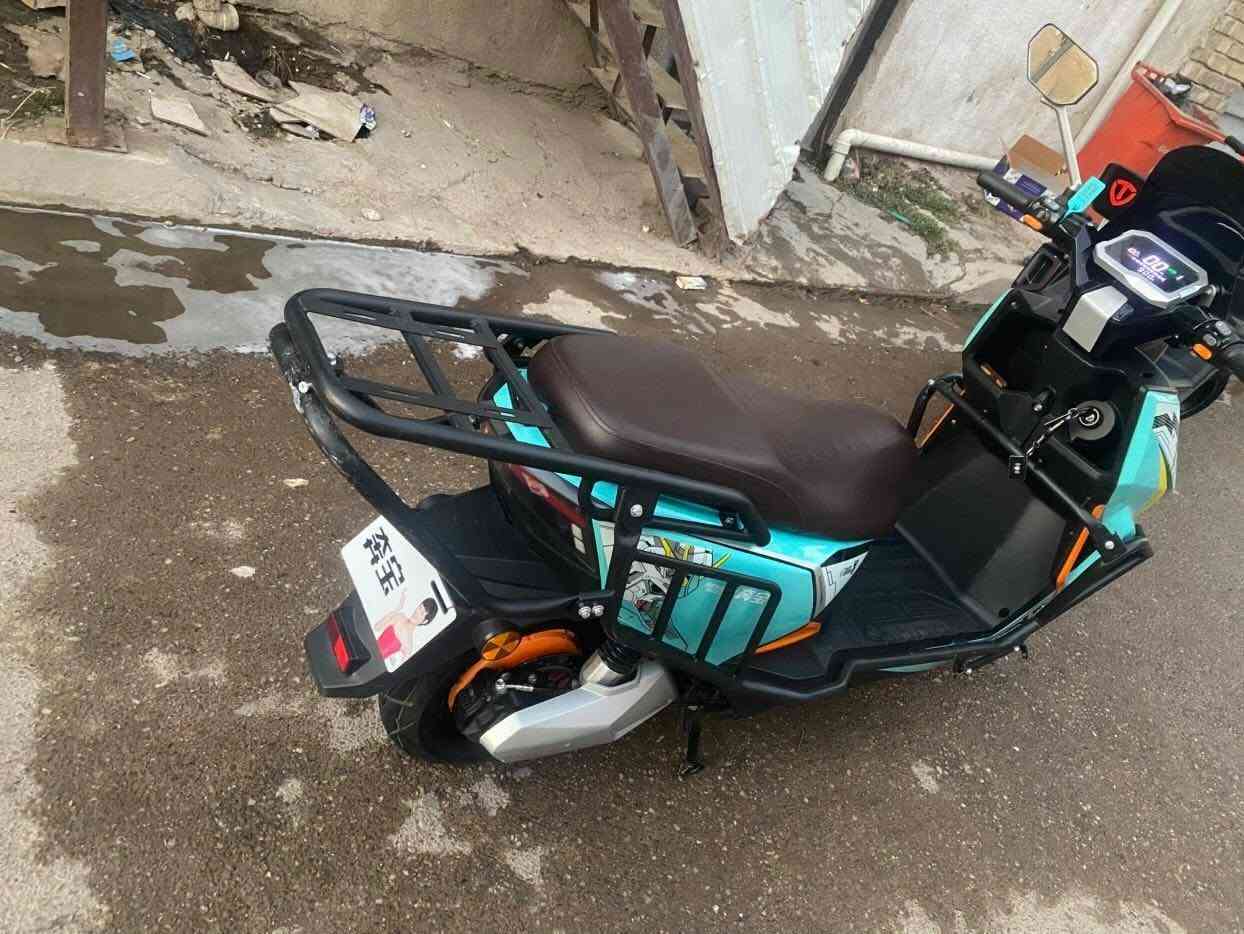 دراجه شحن فول ومكفول وعلى حسب الأصول
6 بطاريات الكبار 
سرعه 80 حقيقي مع الوزن 
تكطع 70 كيلو حقيقي 
السعر 750 وبيهه مجال حك الجيه 
مكان بغداد الزعفرانية


**إذا كنت صاحب هذا الإعلان وتريد حذفه لأي سبب، رجاءا أرسل رسالة إلى الدعم الفني**