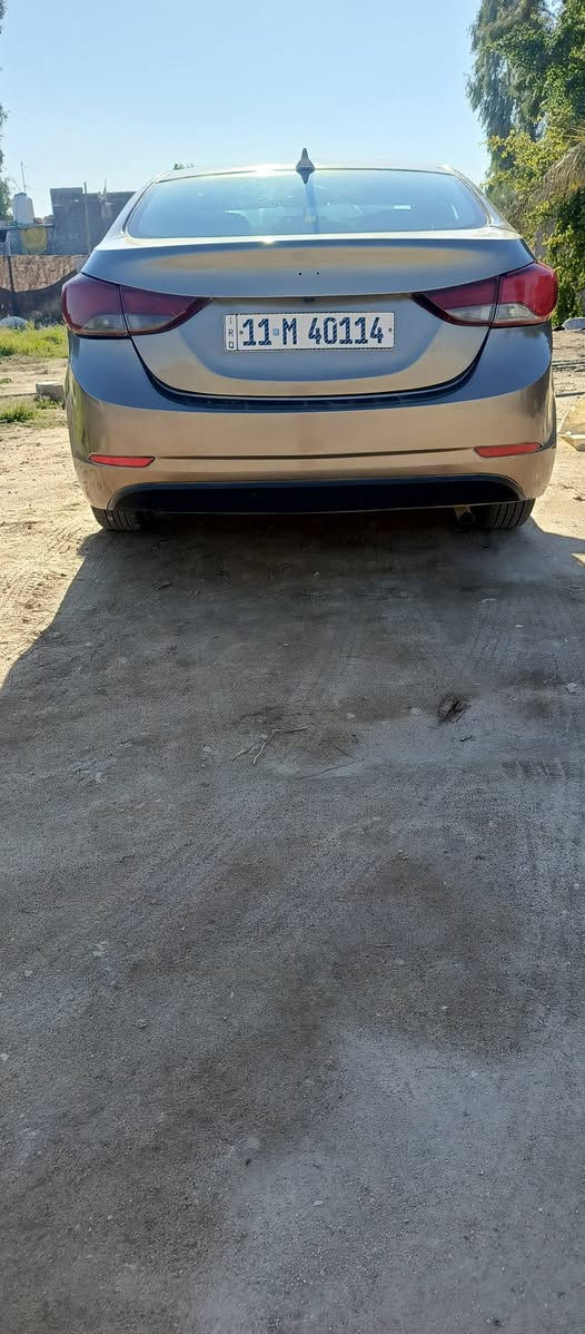 السلام عليكم النترا موديل ١٤ رقم بغداد سنويه باسمي تحويل ثاني يوم وارد امريكي حادثها جنطه وجاملغات مكينه كير مكفولات مكاني طويريج السعر ١٠٠ وبيها مجال حك الجيه ***********
