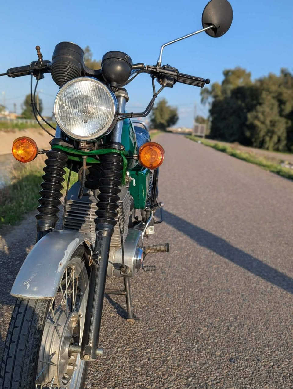 سلام عليكم شباب دراجه للبيع سايس3 ع فتح دينمو وارميجر رقم وسنويه بدون راعي لشراي يتصل على رقم ***********
