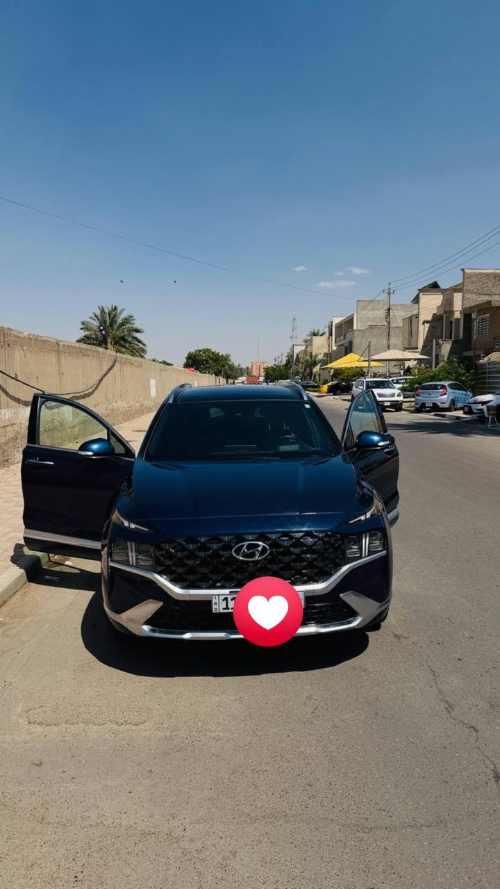 السلام عليكم اخوان …سنتافي كالكرافي 23
فوول مواصفات 
ماشيه 27 الف 
حادثه خشم البنيد وهلال جاملغ الايسر 

السعر 228 

العنوان بغداد البياع 

***********
