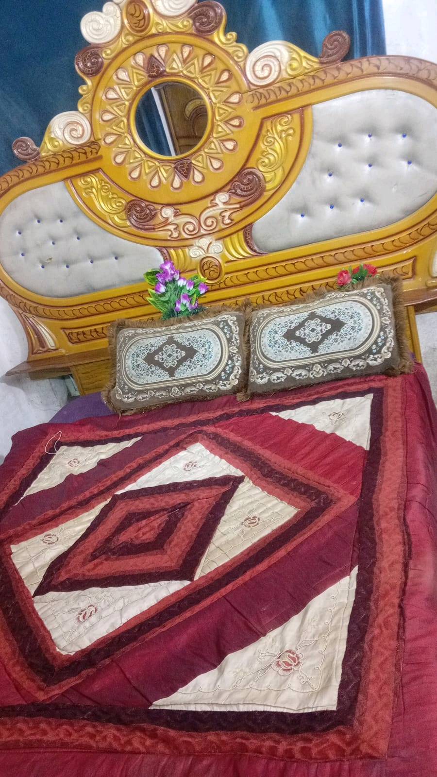 🛏️ غرفة نوم أنيقة ونظيفة جداً
✅ بحالة ممتازة وجاهزة للاستخدام
✅ تصميم جميل ومريح
✅ مناسبة تواصل معي واتس اب
